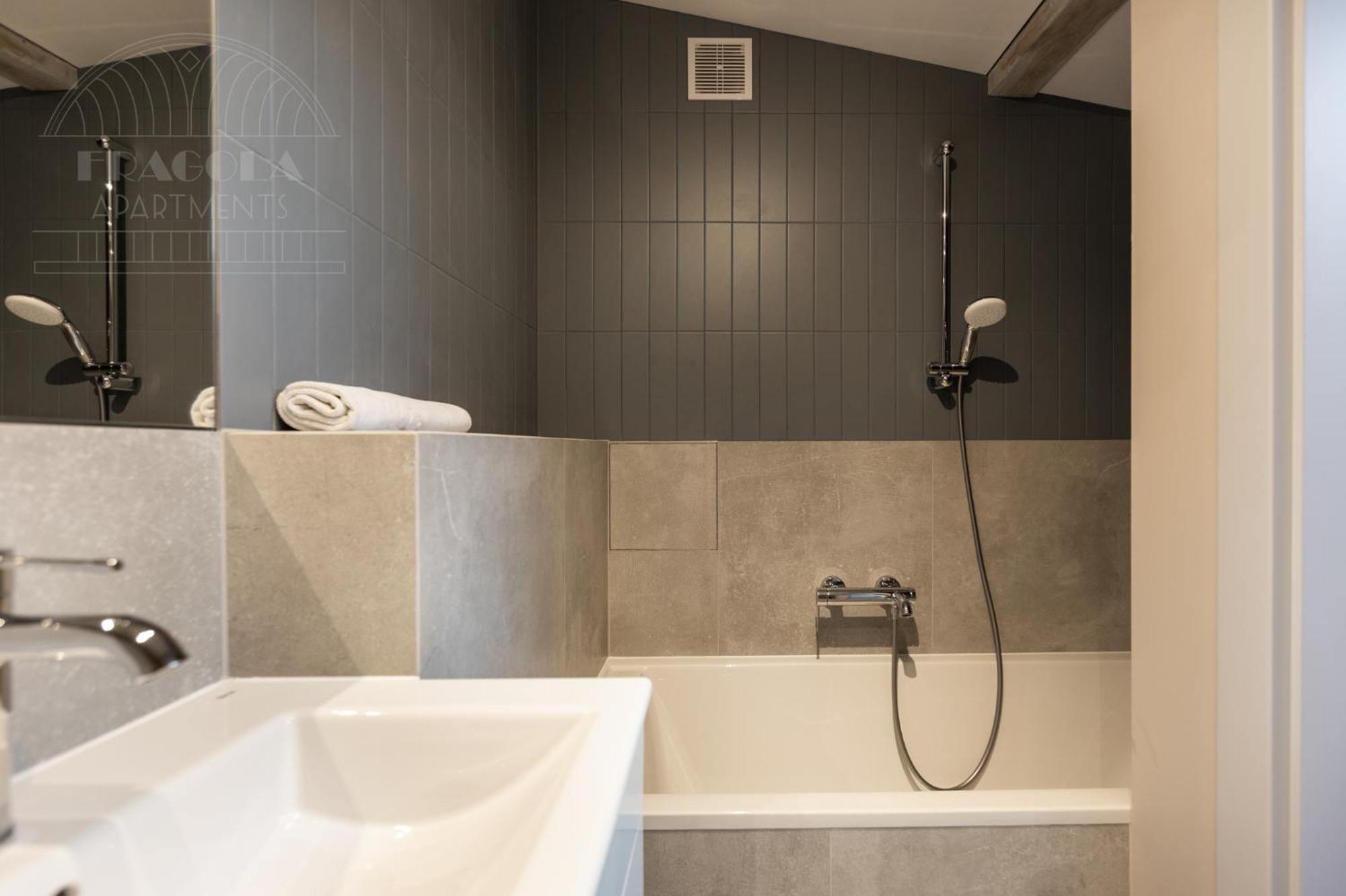 Spacious Apartment 11 Pax, Vistula River - Fragola Apartments Cracovia Exterior foto
